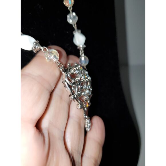 A Statement Necklace Costume Jewelry AB Rhinestones And Beads Victorian Inspired - Picture 11 of 11